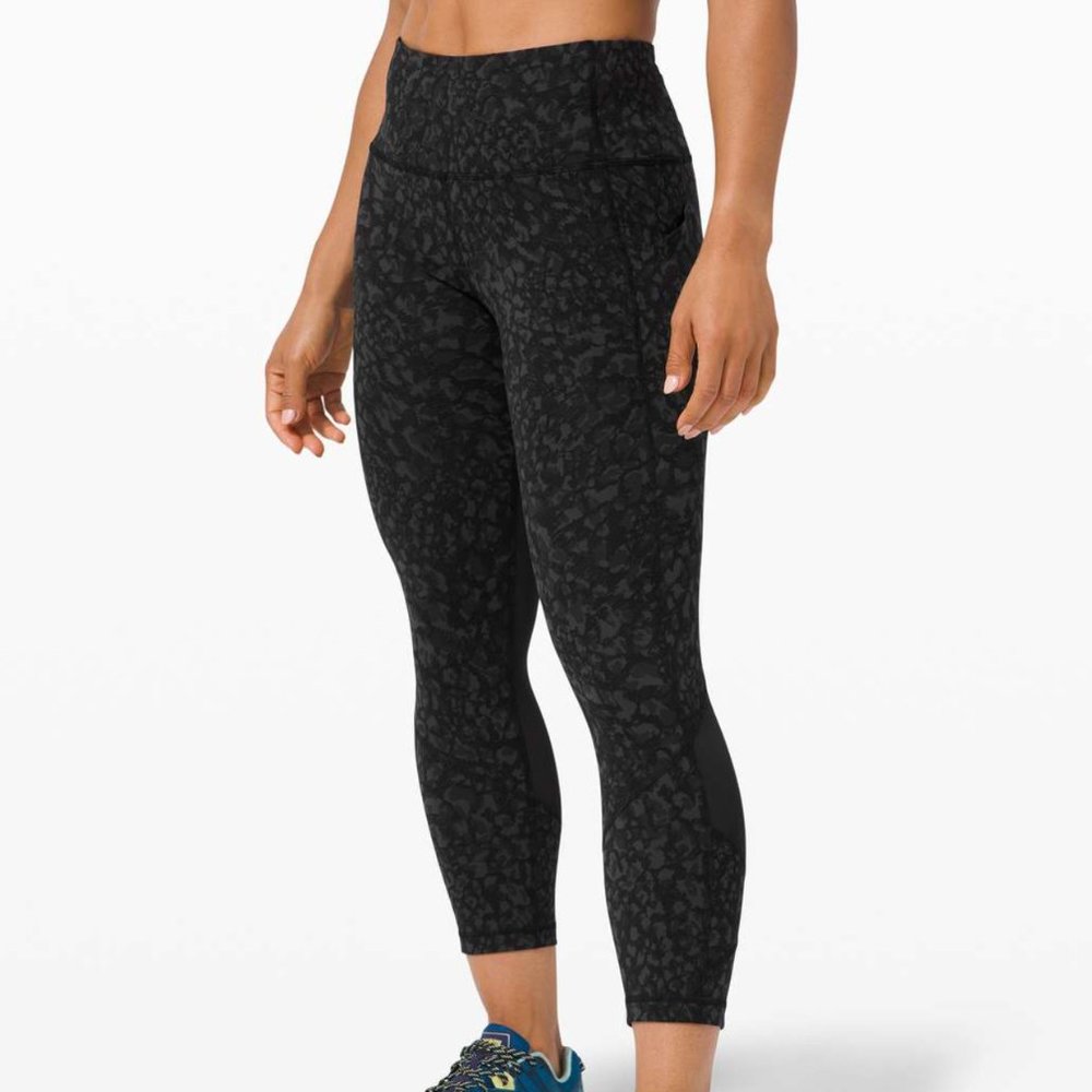 Lululemon Pace Rival High-Rise Crop 22" Wild Thing Camo Deep Coal Multi / Black
